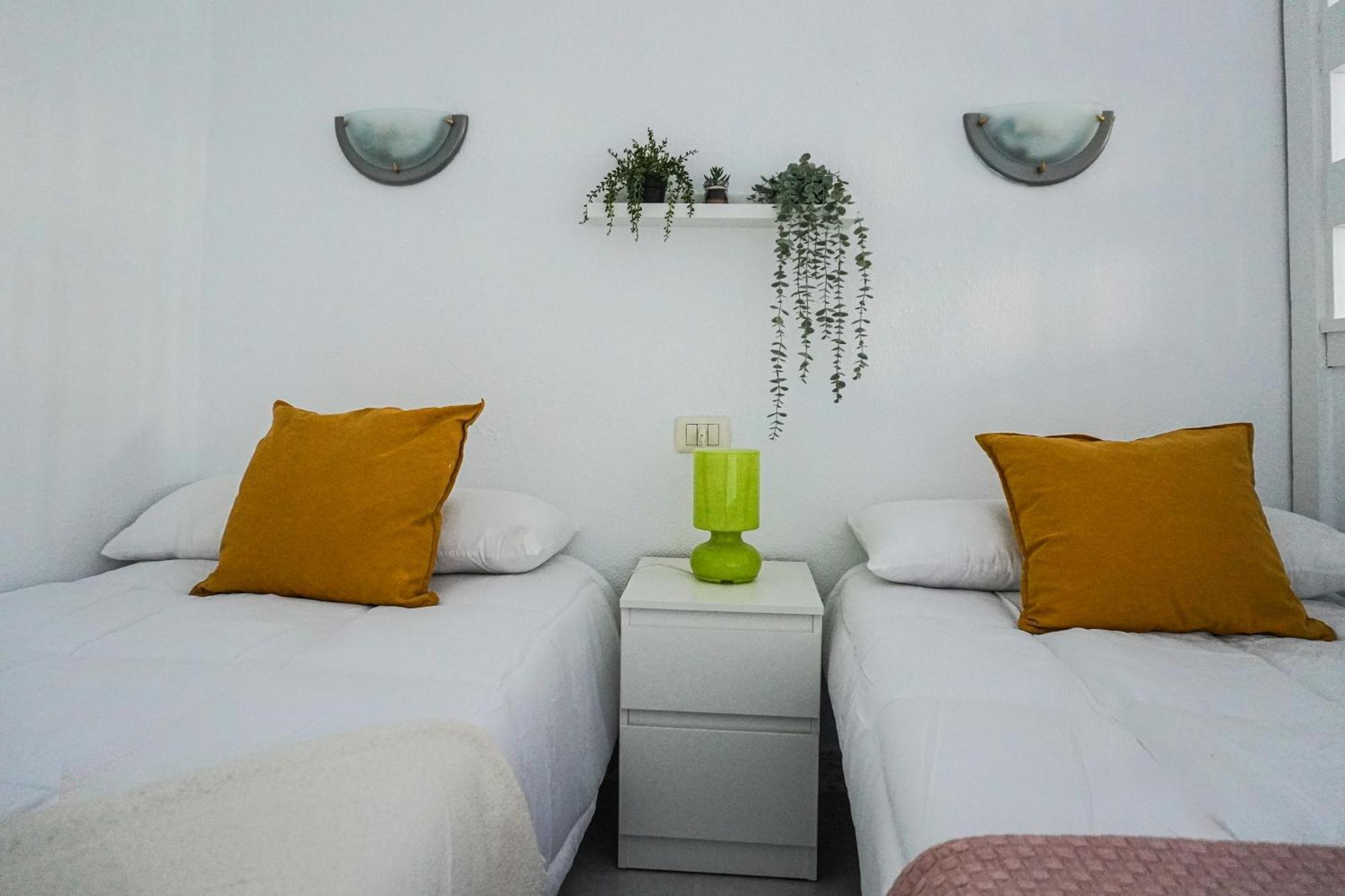 Modern Studio Close To The Beach With Pool Пуэрто-де-ла-Крус Экстерьер фото